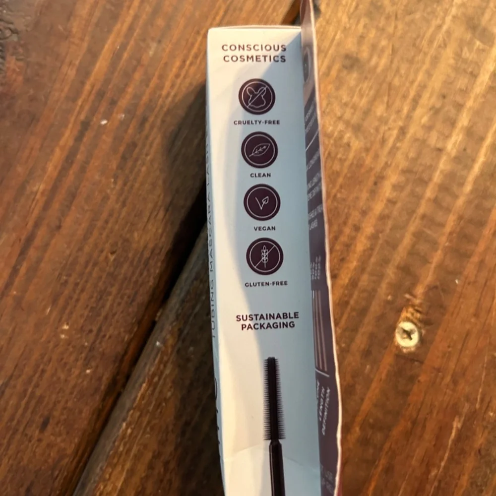 NIB Blinc lash extension tubing mascara In Black